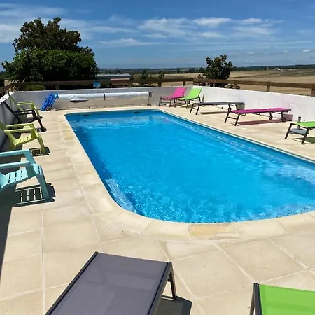 Camping Le Bellevue Proche De Royan *